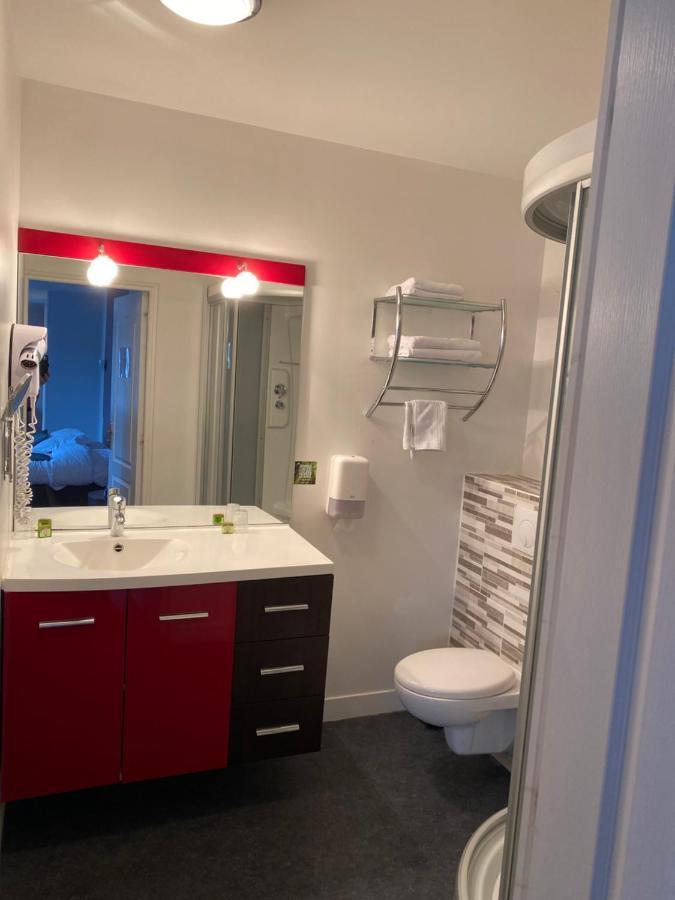 Hostellerie Excalibur โซมูร์ ภายนอก รูปภาพ