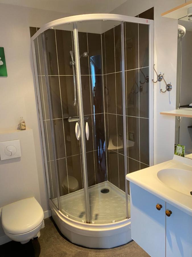 Hostellerie Excalibur โซมูร์ ภายนอก รูปภาพ